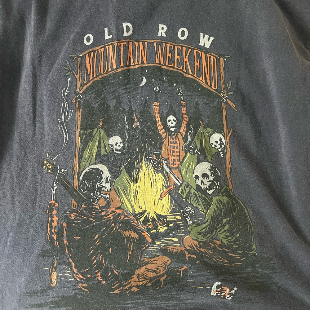 Vintage Old Row Mountain Weekend Graphic Tee - navy